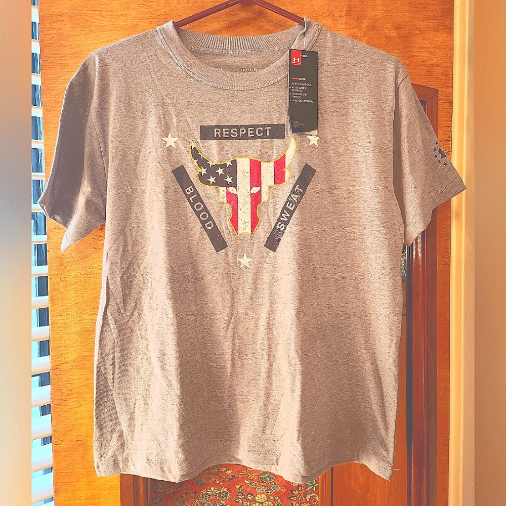 Under Armour Project Rock Blood Sweat Respect Flag Girlfriend Tee XS